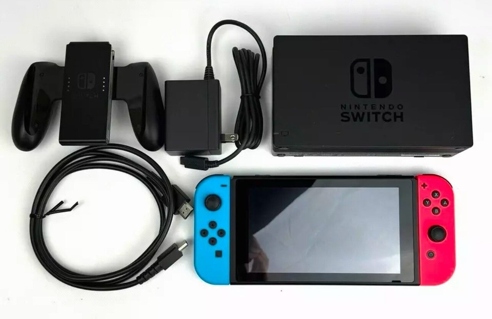 Nintendo Switch V2 32GB Handheld System - Gray