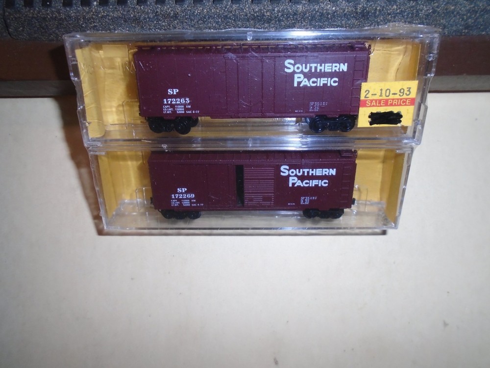 Aksarben Hobby Co Special Run 9118 A & B 40' Boxcars Southern Pacific 2 Pack N