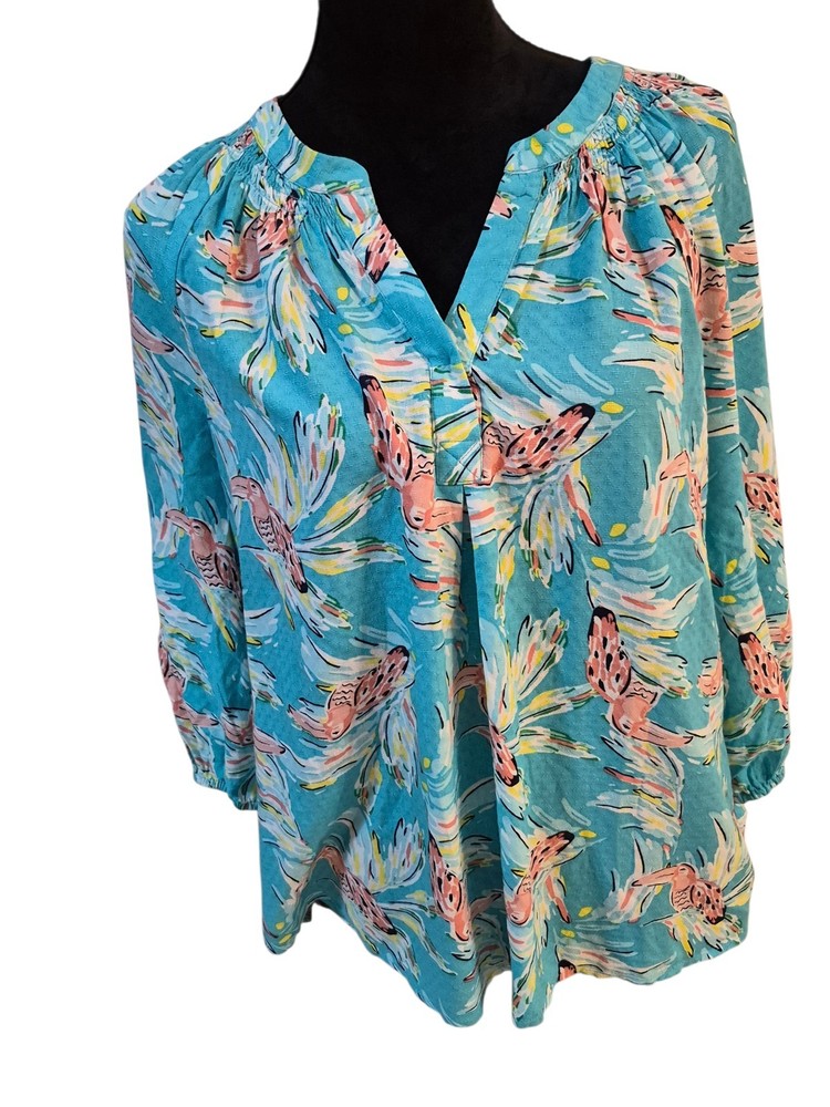 Crown & Ivy Peasant Blouse L Boho Top 100% Rayon Toucan Tropical Birds Flowy