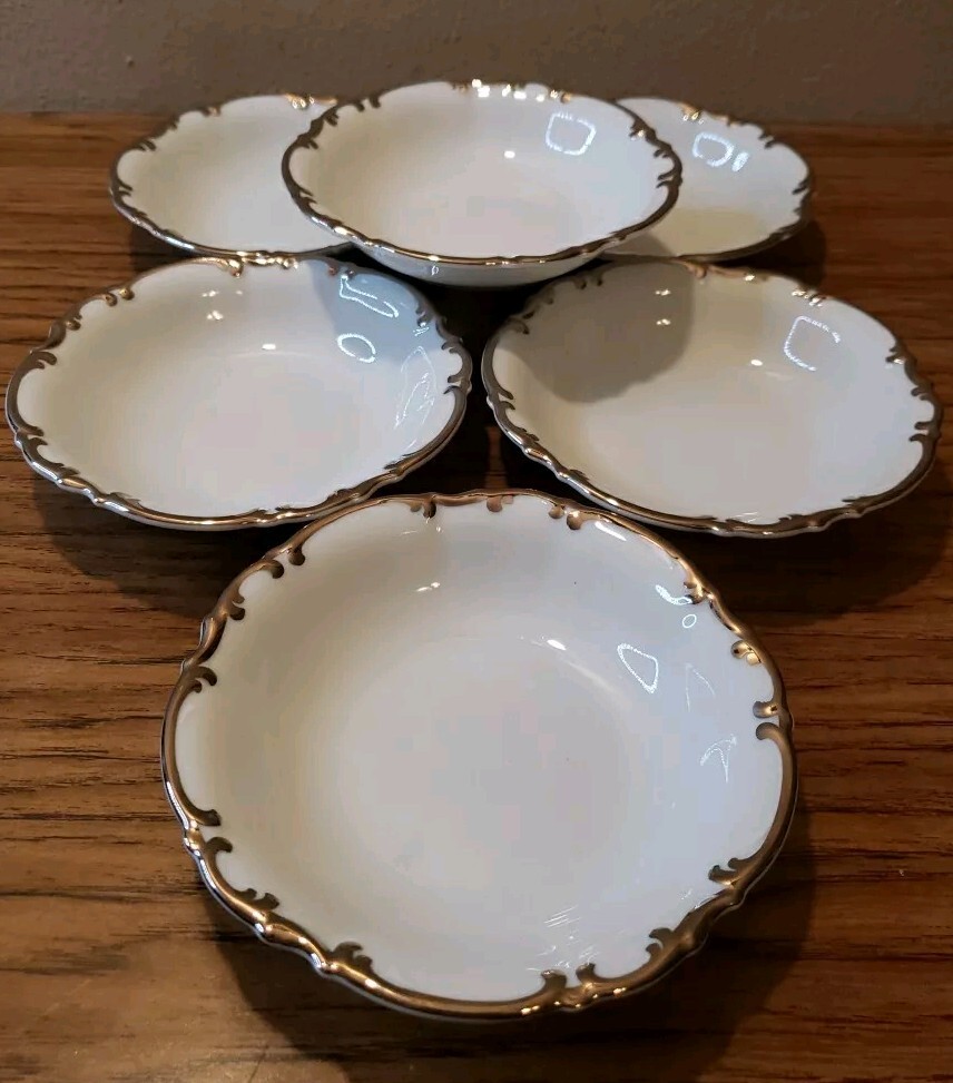 Hutschenreuther Revere White & Platinum Fruit/Desert/Sauce Bowls Bavaria Germany