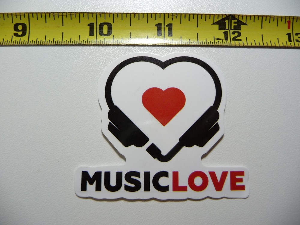 Music Lover Headphone Heart Decal Sticker for Band Fans & Song Appreciation