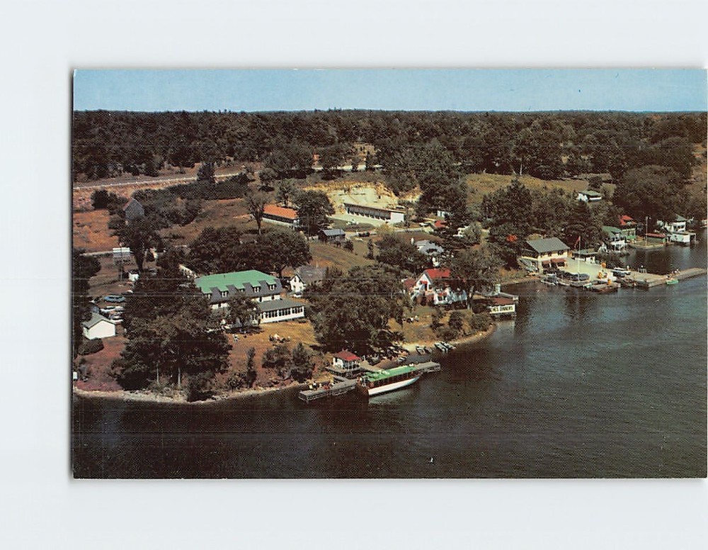Postcard Aerial view of Ivy Lea Canada