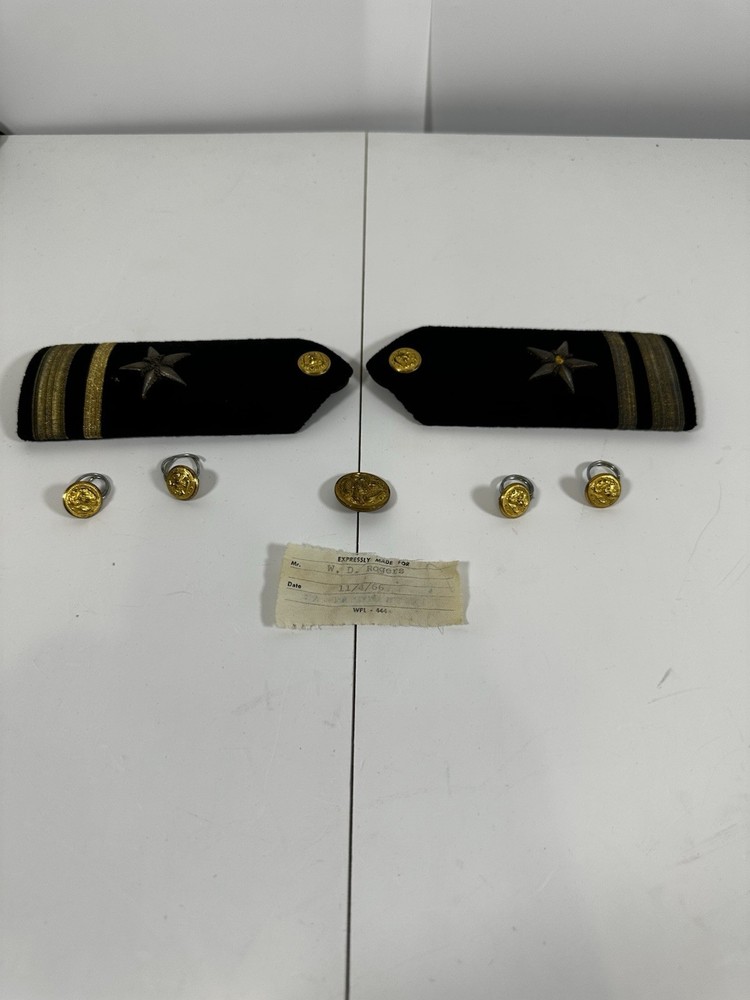 US Navy 1960s Insignia from Khaki Uniform Shoulder Devices Asst Buttons (7Bb28)