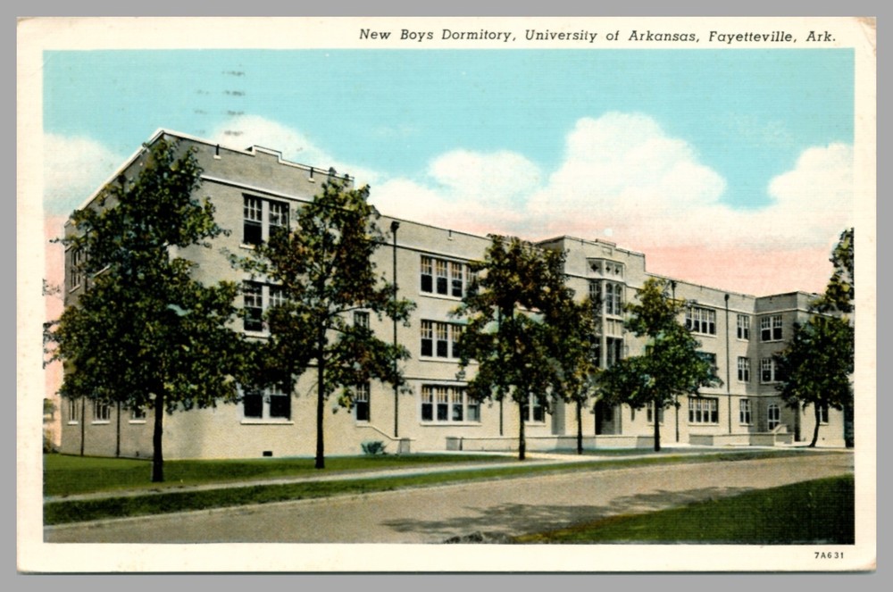 New Boys Dormitory University of Arkansas Fayetteville Linen c1939 UNP Postcard