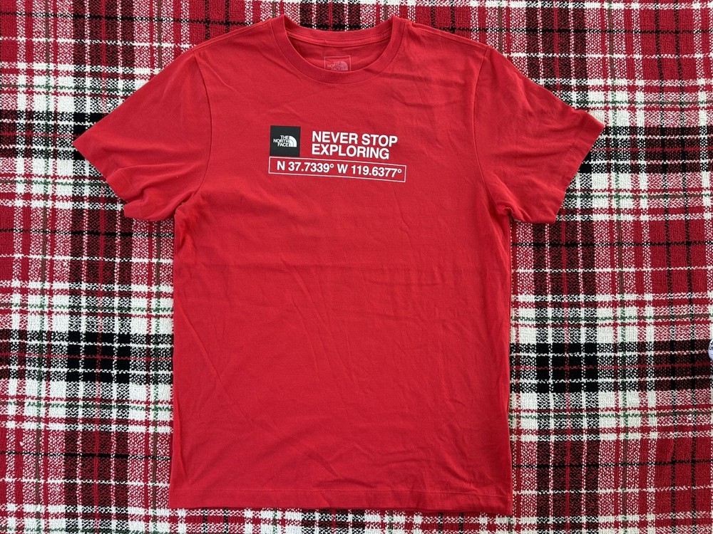 The North Face Men's U Evolution City GPS SS Tee Red Cotton T-Shirt Size M New