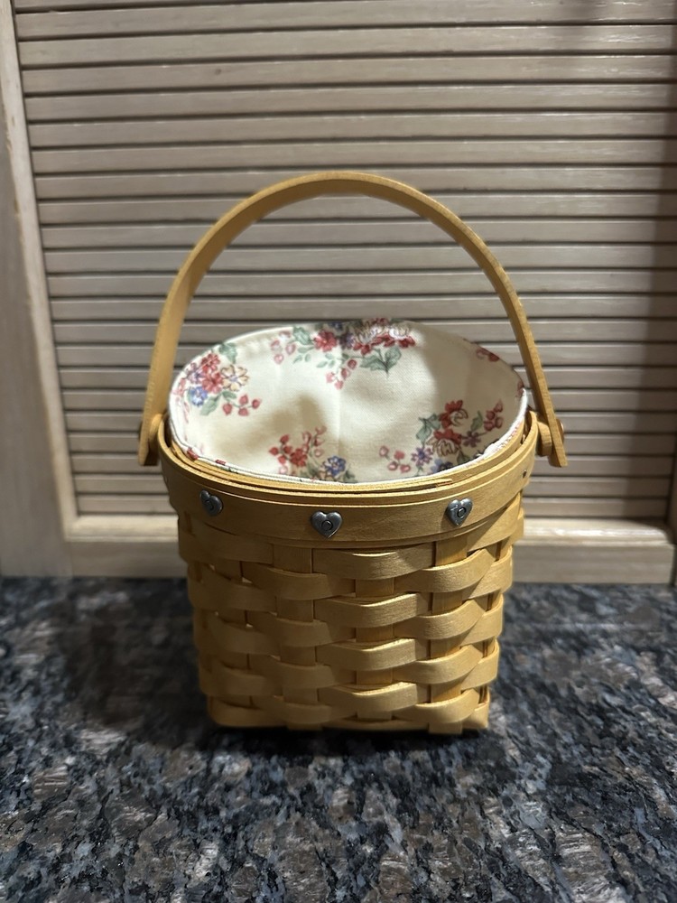 Longaberger 2002 Love Notes Sweetheart Basket With Floral Liner