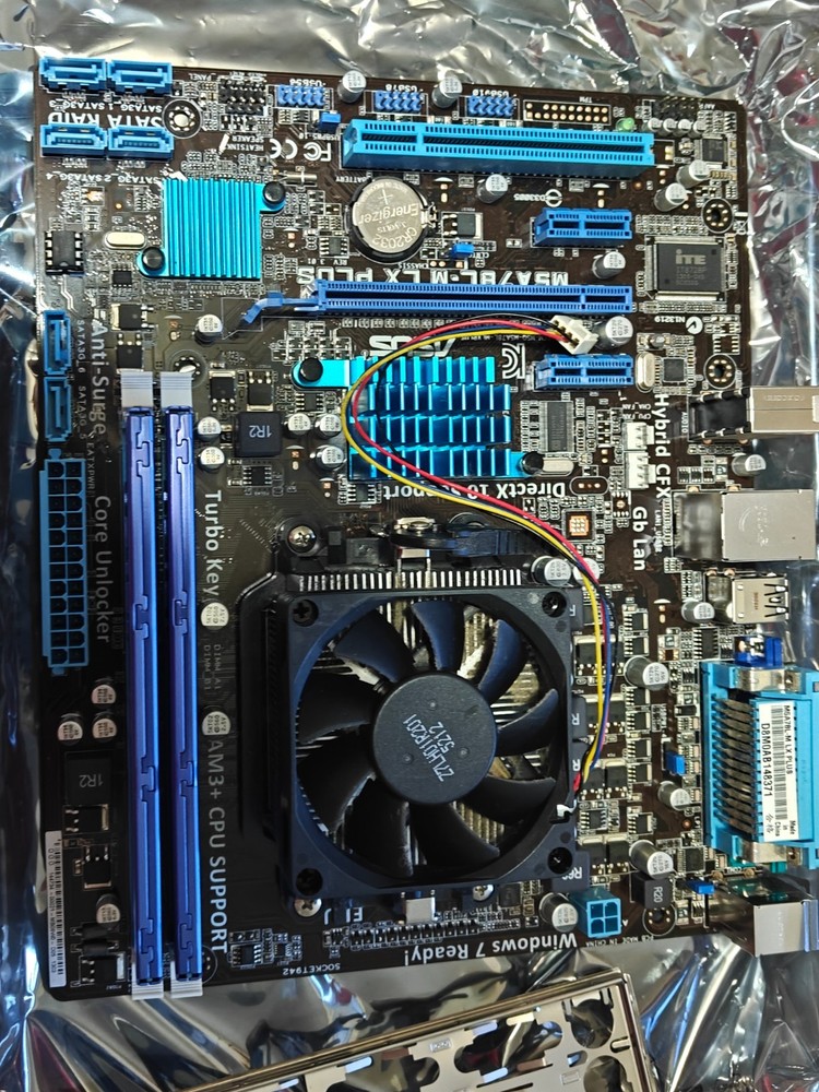 ASUS M5A78L-M LX PLUS MB W/ 8 gb of RAM + CPU + I/0 Plate