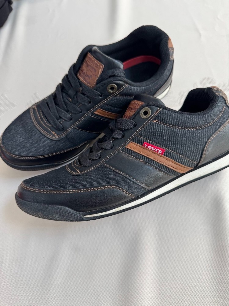 Levi's men's lace-up denim and leather sneakers 7.5