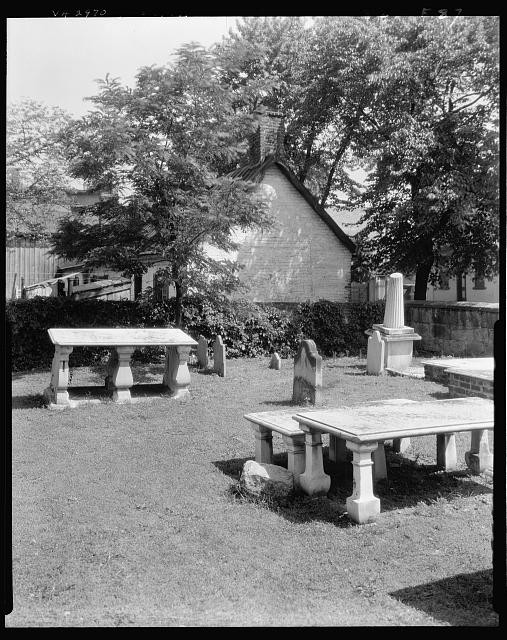 Photo:Masonic Cemetery, Charles at George Street, Fredericksburg, Virginia