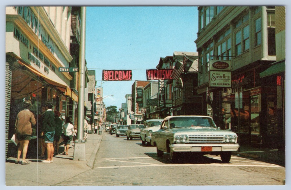 RI Newport Thames Street Swan Ave Storefronts 60s Chrome Postcard