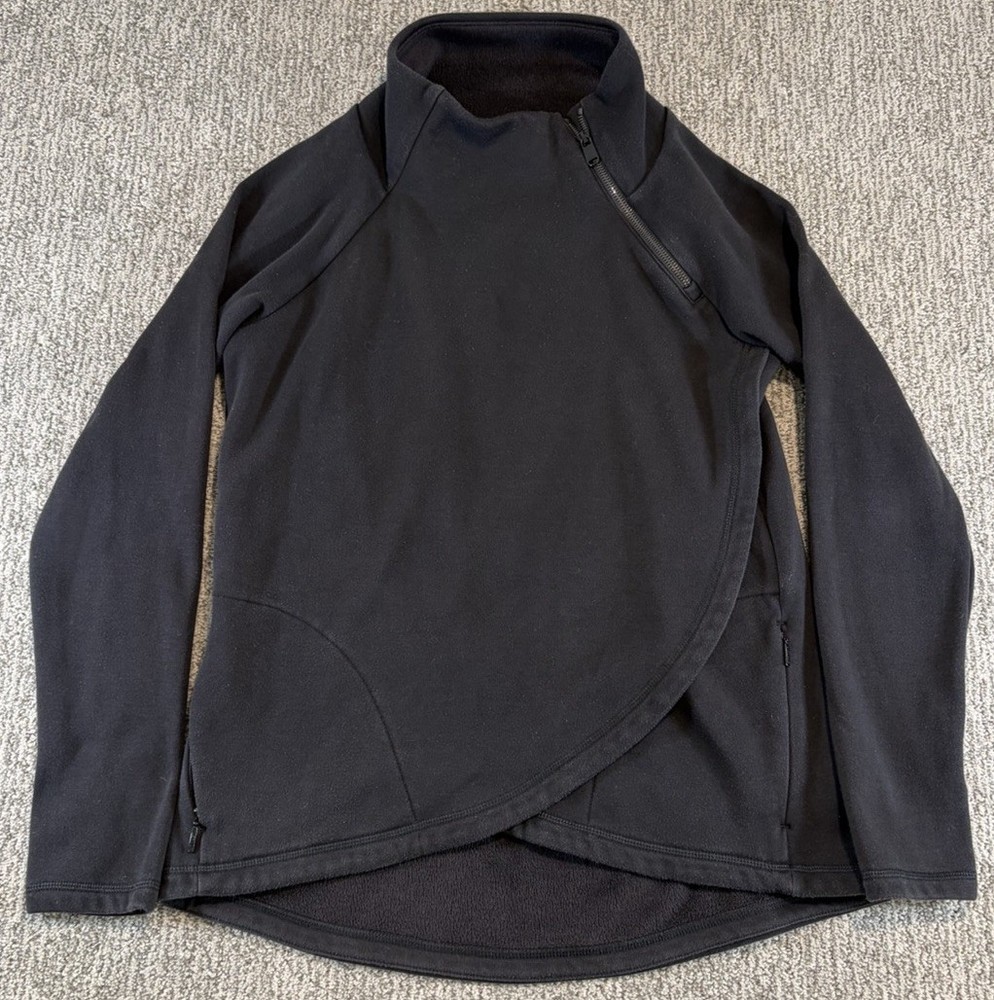 ATHLETA Cozy Karma Asym Pullover Sweatshirt Size Small Black Soft CYA Top