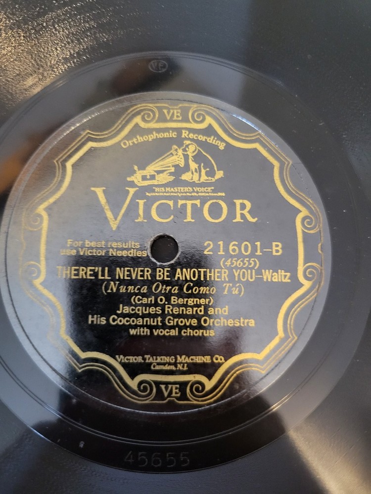 Jacques Renard and His Cocoanut Grove Orchestra 10