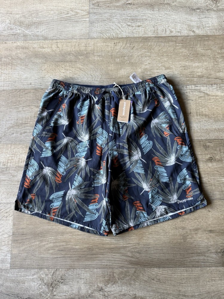 Patagonia Men’s Large 8