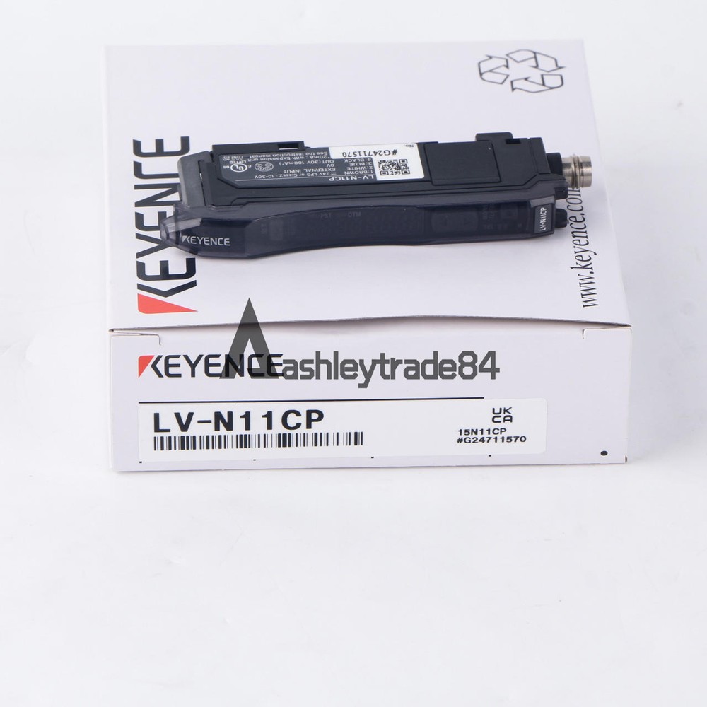 1PCS NEW Keyence LV-N11CP Digital Laser Sensor