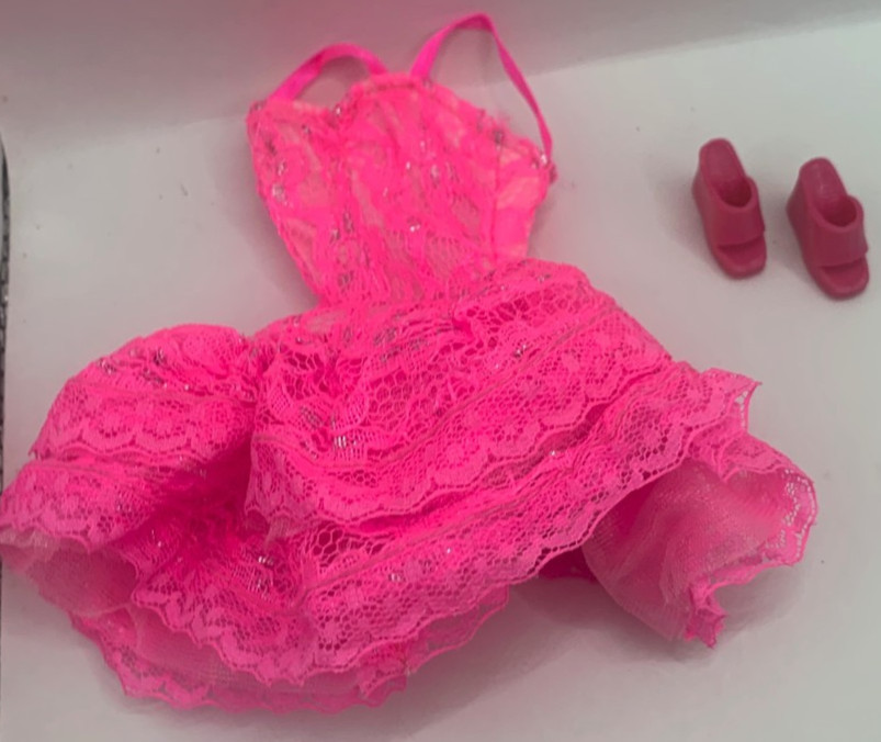 Vintage Barbie Lights & Lace Doll Outfit Fashions Pink Lacy Dress Clothes Shoes