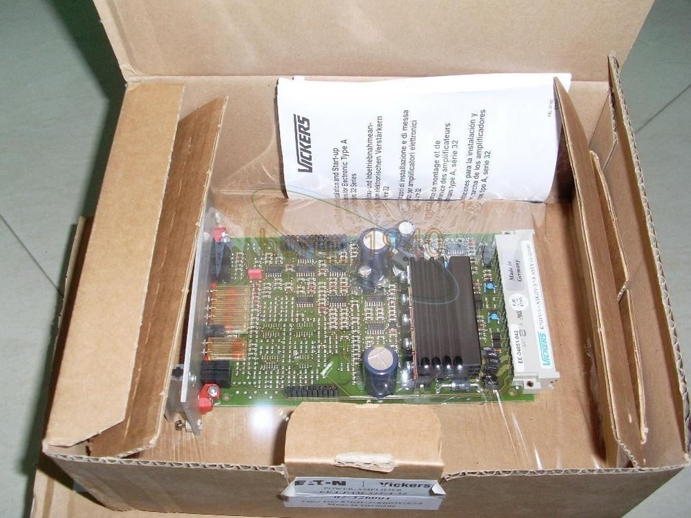 One NEW Eaton Vickers EEA-PAM-525-A-33 Power Amplifier