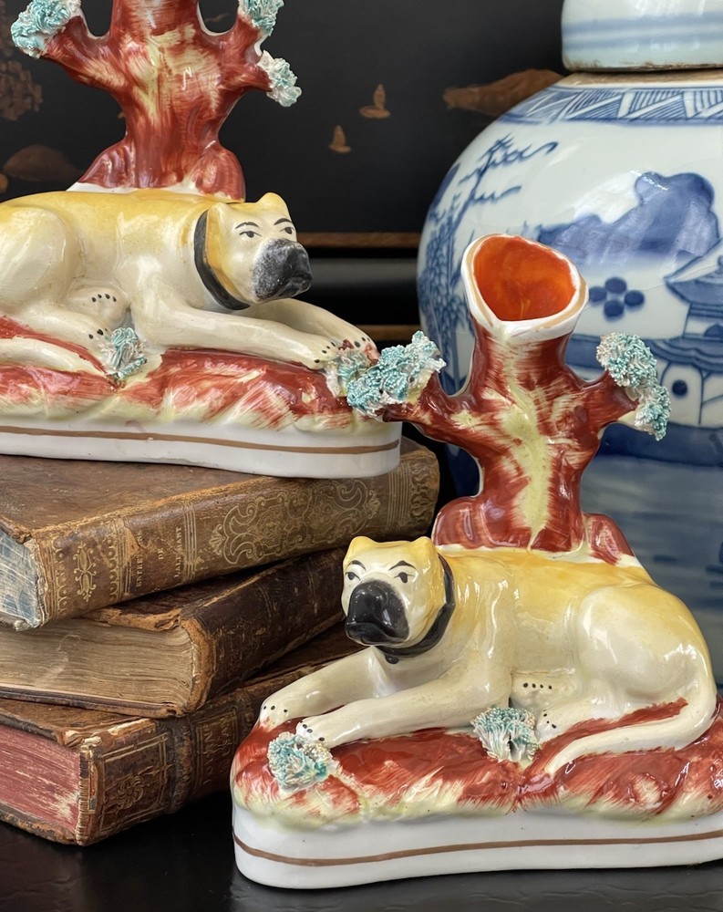 Beautiful Rare 19C English Staffordshire Mastiff Hunt Hound Spill Vase Pair 5.8”