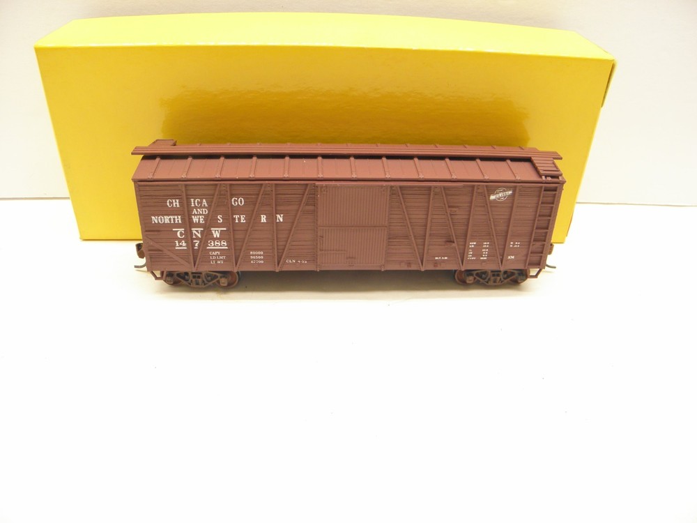 Accural  40' Ob Boxcar Steel Door - C&N W #147388 -Ho Scale-Built Kit