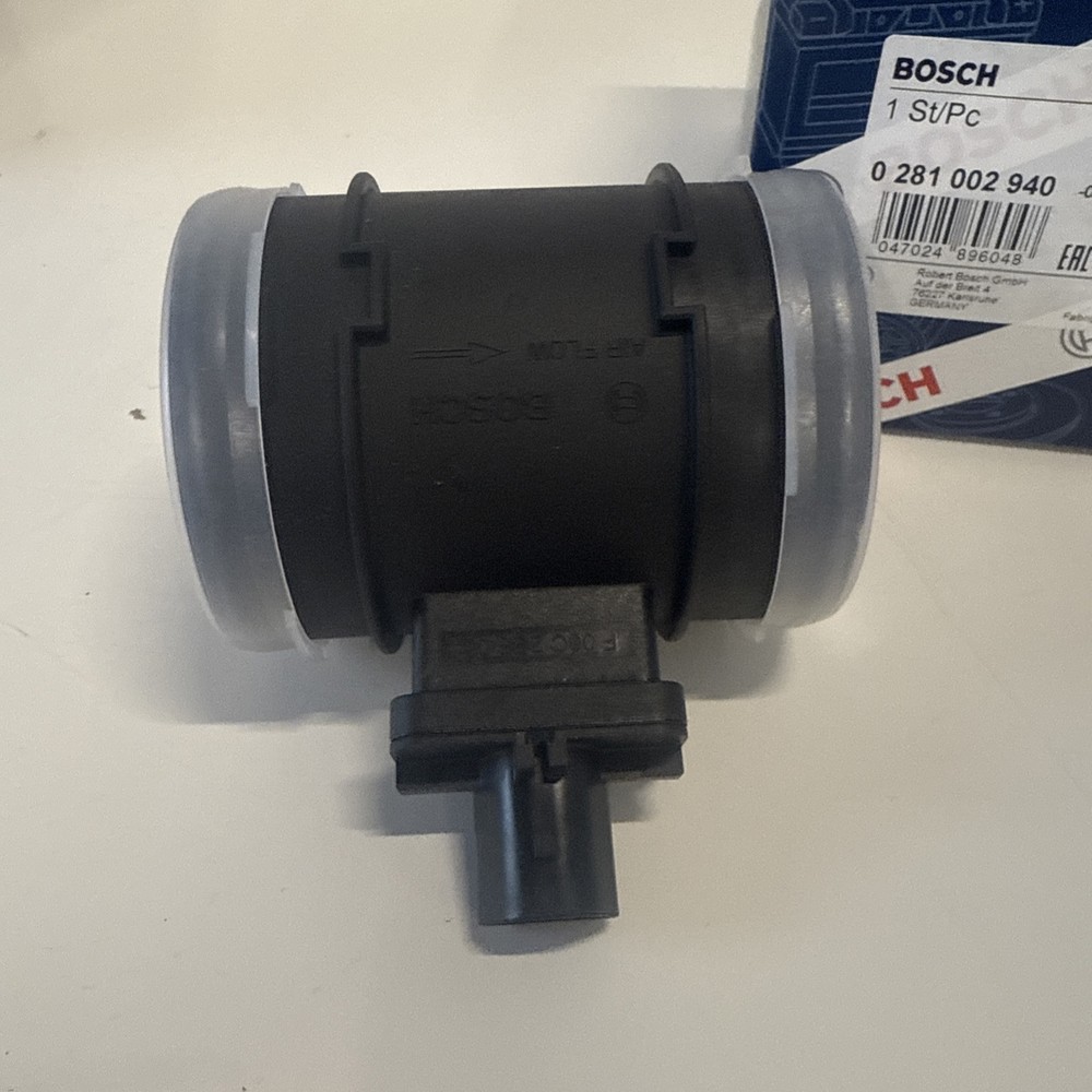 Air Mass Sensor Compatible with VAUXHALL MERIVA B 1.3D 2010-2017 Bosch 0836655
