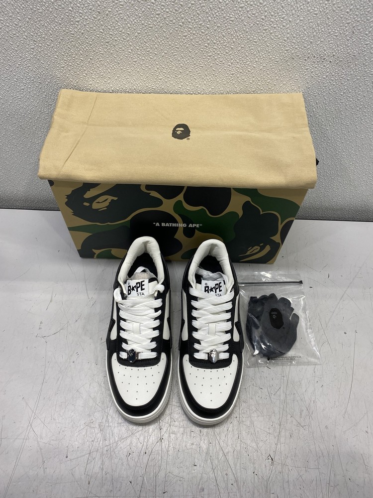 A Bathing Ape (Bape) STA OS #2 Men's Size 7 Black / White