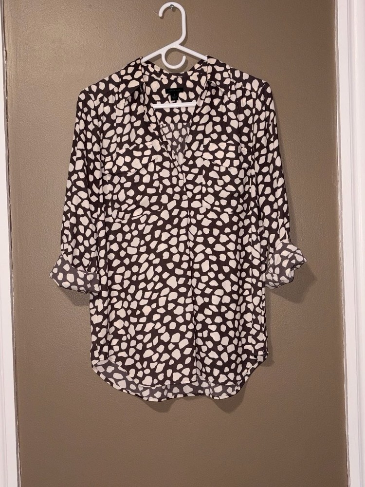 Ann Taylor Women's Size M Brown and White Animal Print Button Down Shirt