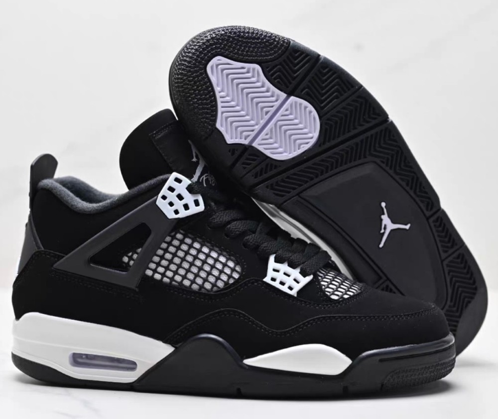 Jordan 4 Retro 