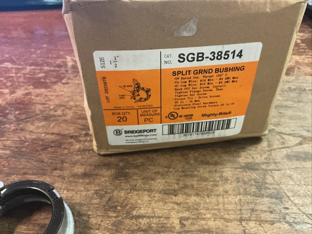 Bridgeport SGB-38514 1-1/2” Split Grounding Bushing #4-#14 AWG (new)