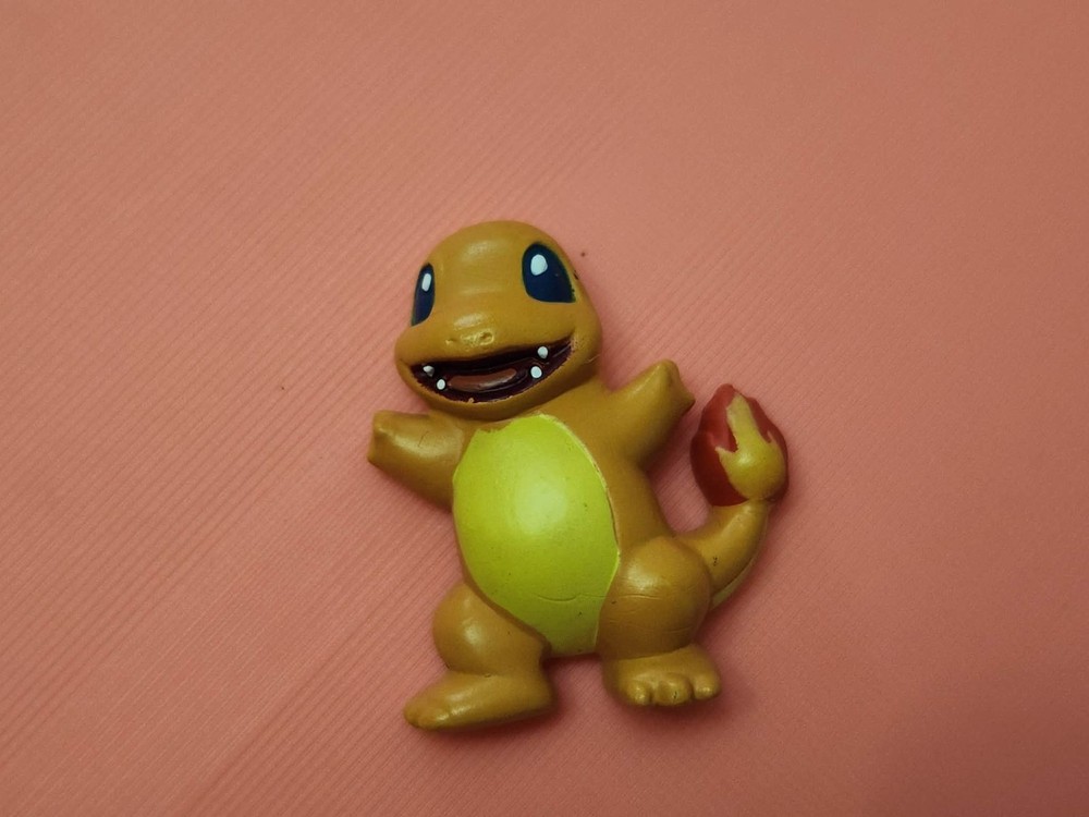 Pokemon 90s Japan Collectible Vintage Bandai Gachapon Magnet Charmander