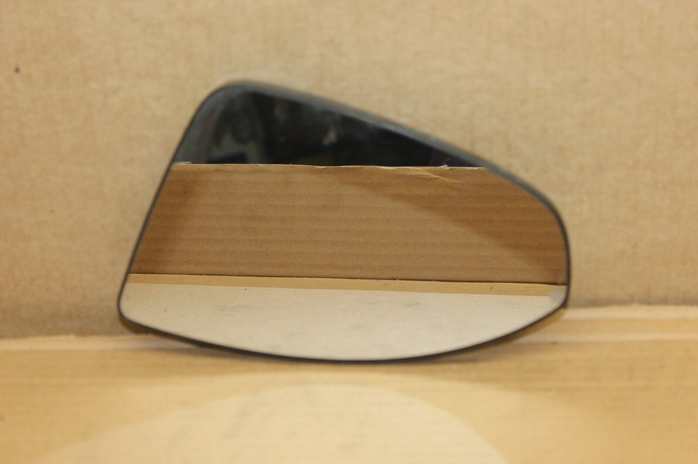 OEM 2011-2016 CHEVROLET CRUZE DRIVER SIDE MIRROR GLASS LH (G58)
