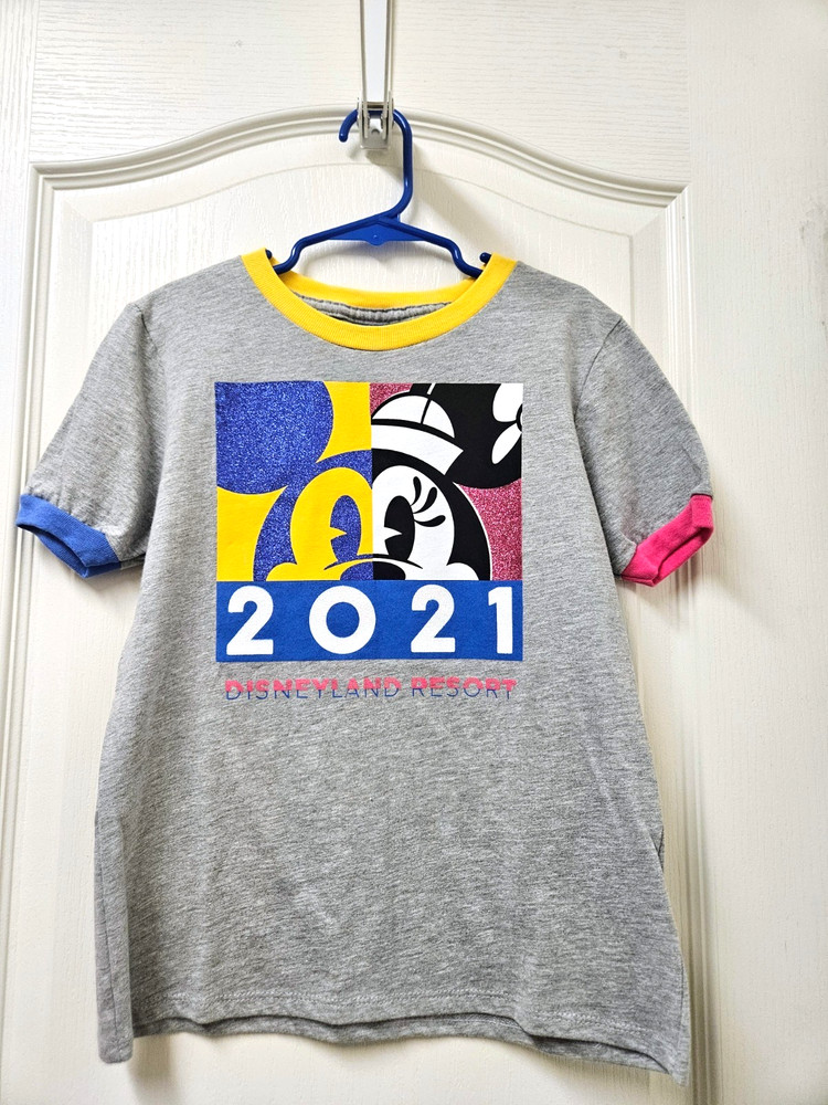 NWT Youth Disneyland Resort Mickey Mouse Kids T-Shirt Size M