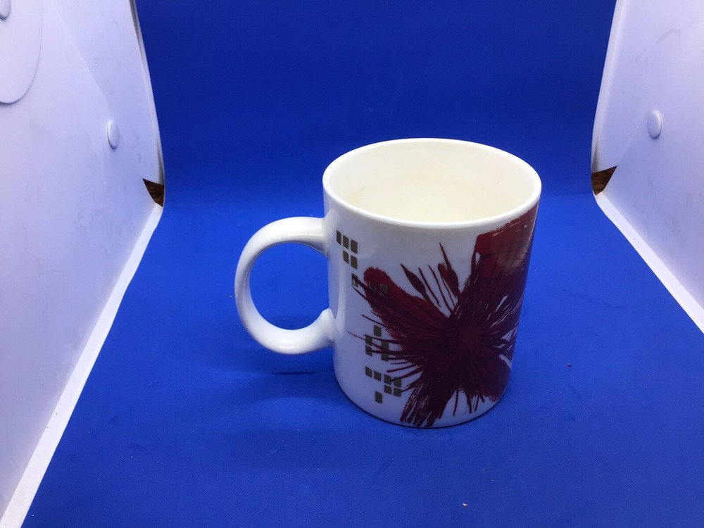Starbucks 2014 Holiday Red Starburst Gold Accent Mug 12 oz-image