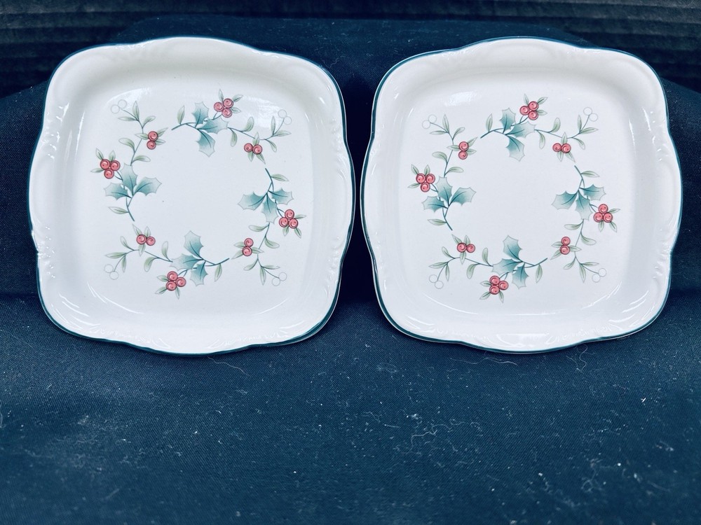 Pfaltzgraff Winterberry Tidbit Bread Sauce Plate Square 4.5 x 4.5inch Set of 2
