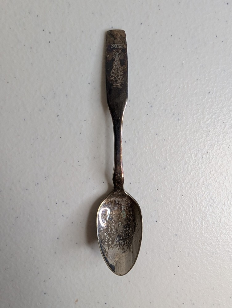 Vintage Oneida LTD Noel Christmas Tree Souvenir Spoon Silverplate 4