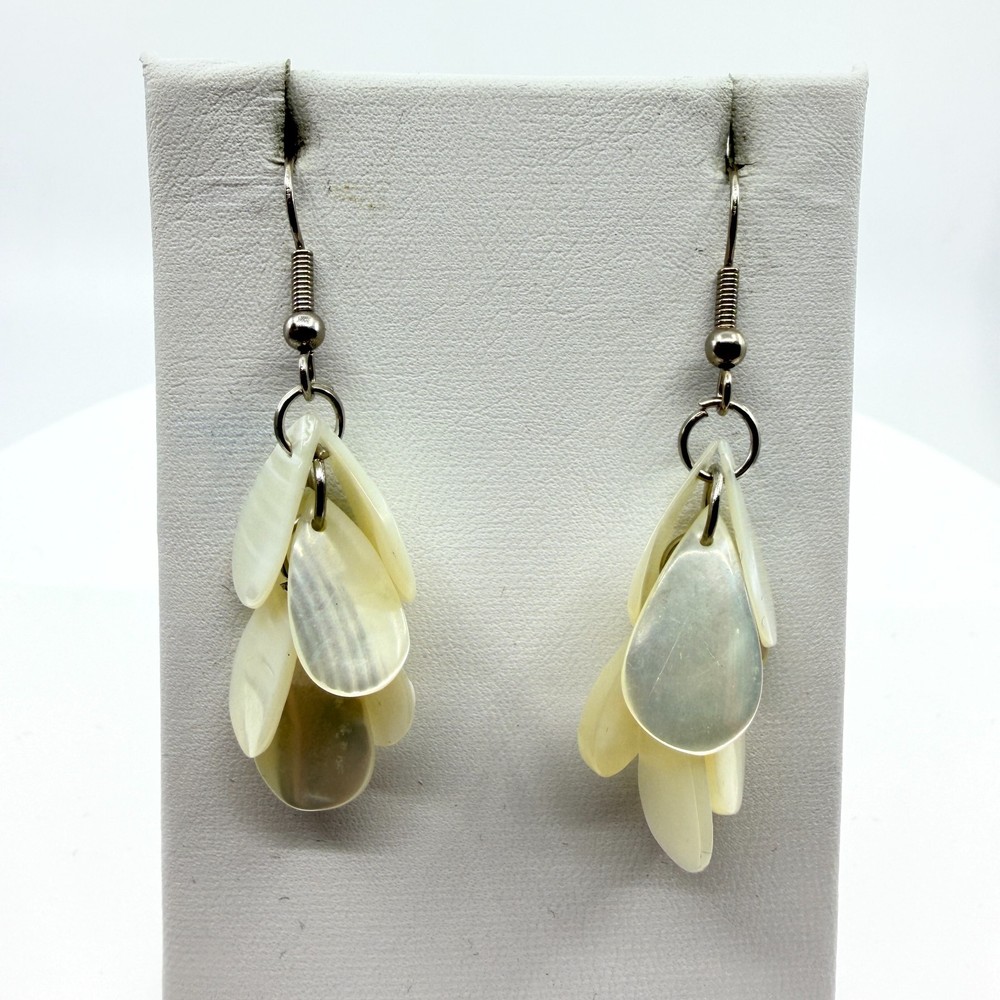 Vintage Mother of Pearl Chandelier Dangle Earrings Cream Shell Layered Drop