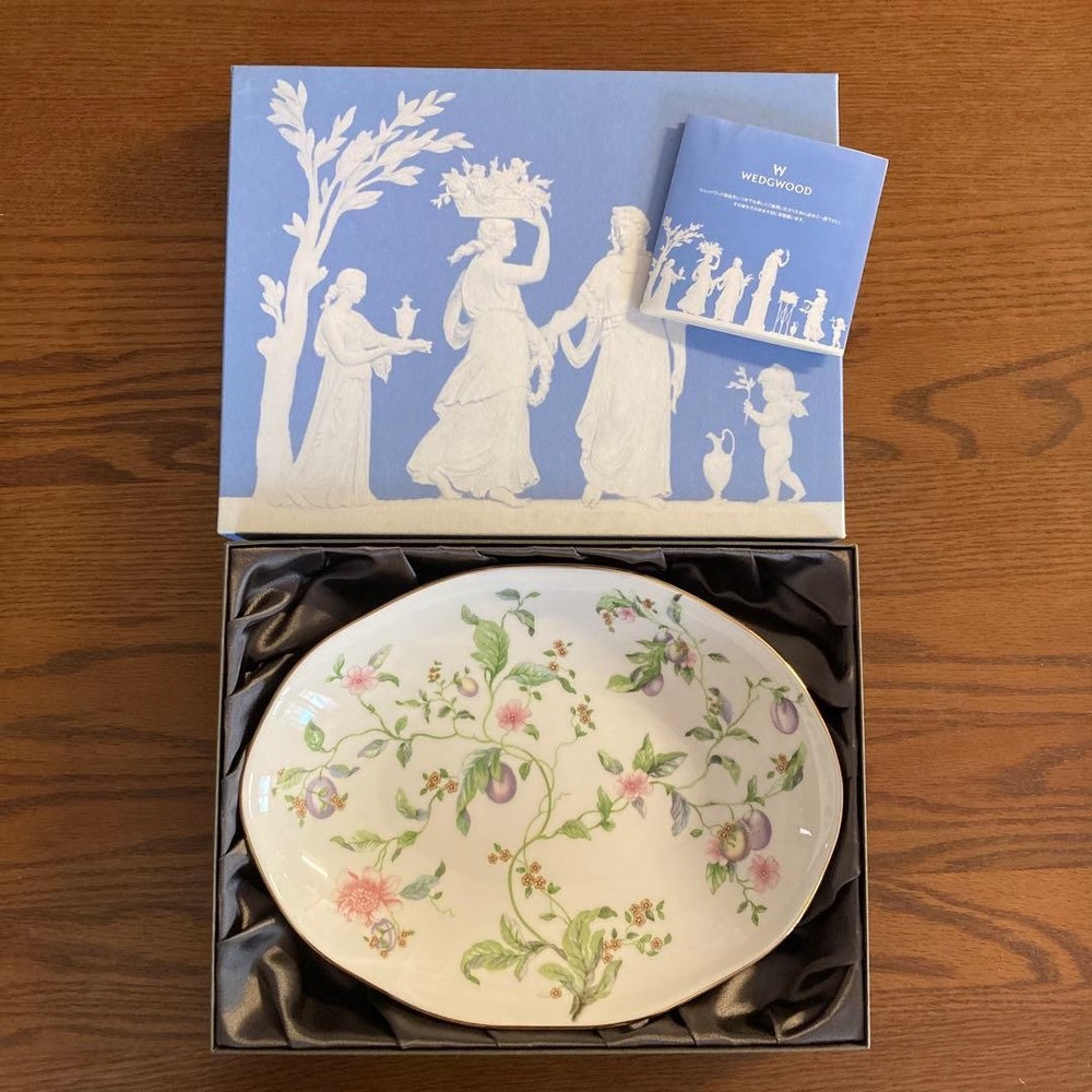 Wedgwood Sweet Plum Oval Dish Fine Bone China England