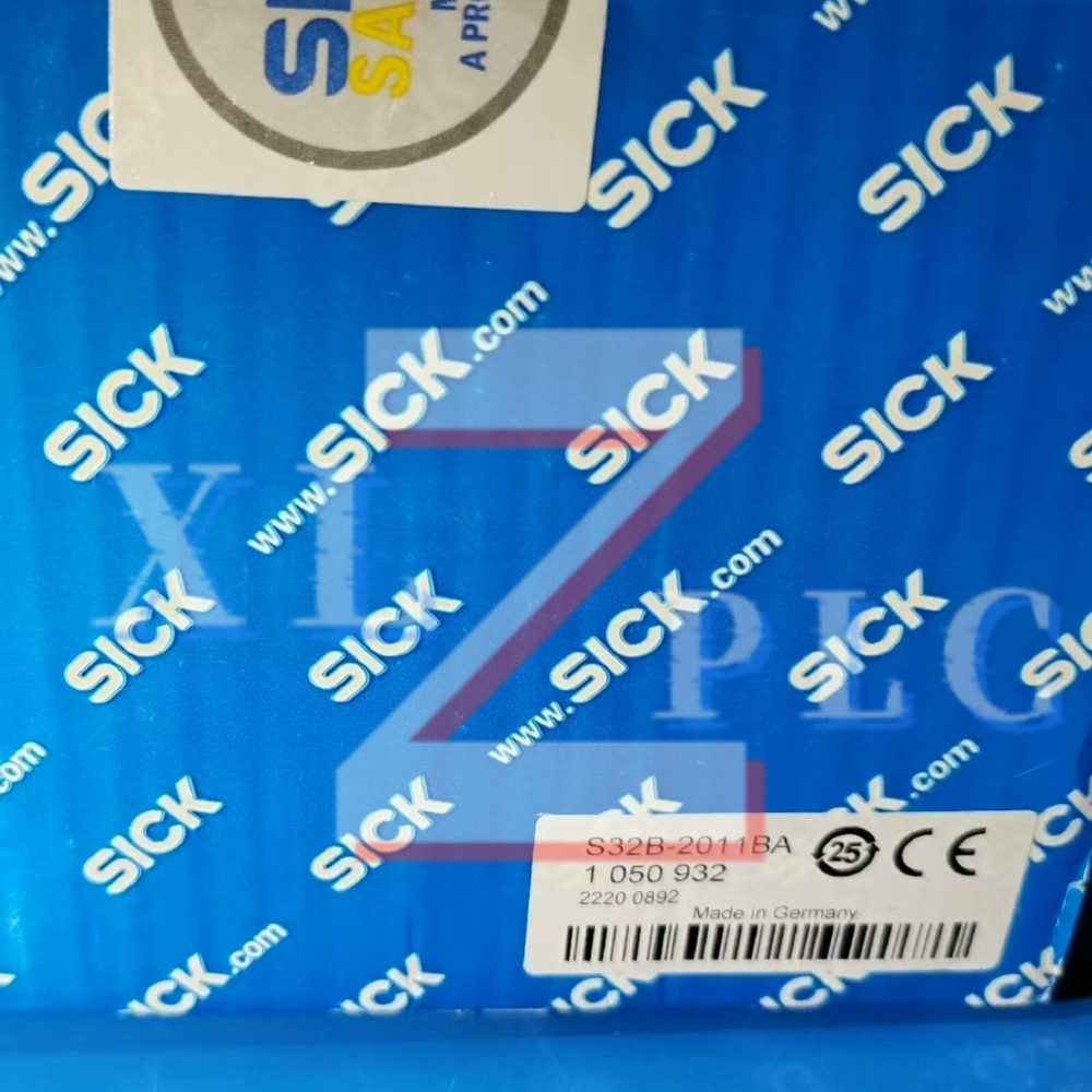 1PCS New SICK S32B-2011BA 1050932 Security Laser Scanner In Box*