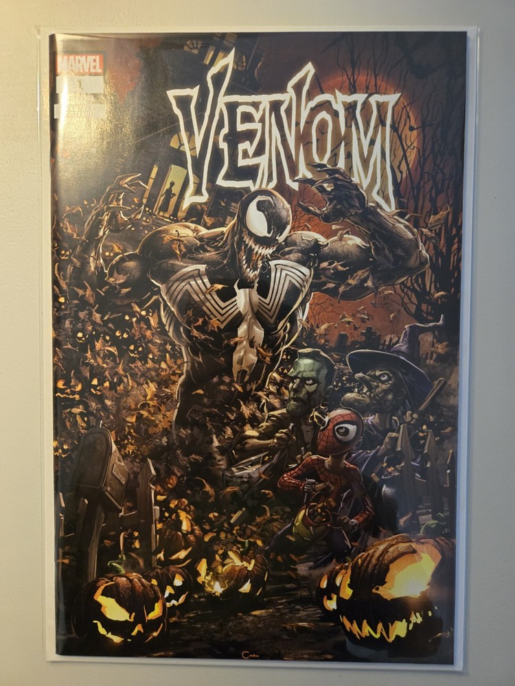 Venom #1 - Clayton Crain Halloween Trade Dress Variant - 2021 Marvel