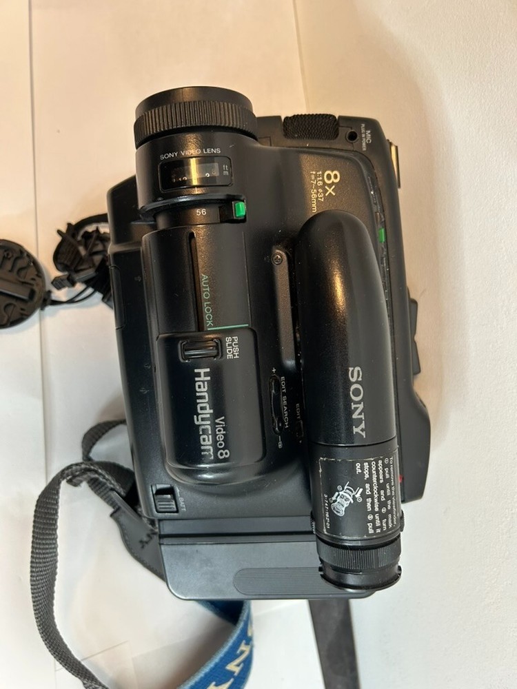 Sony Handycam Video 8 Battery Charger Bag for 8x F7-56 Batteries