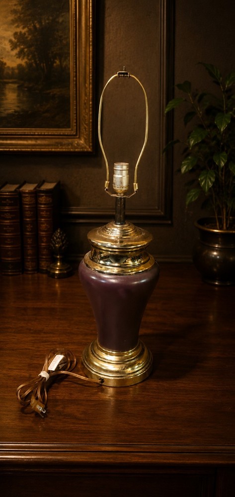 Vintage Mid Century Modern Brass Plated & Painted Metal Ginger Jar Table Lamp