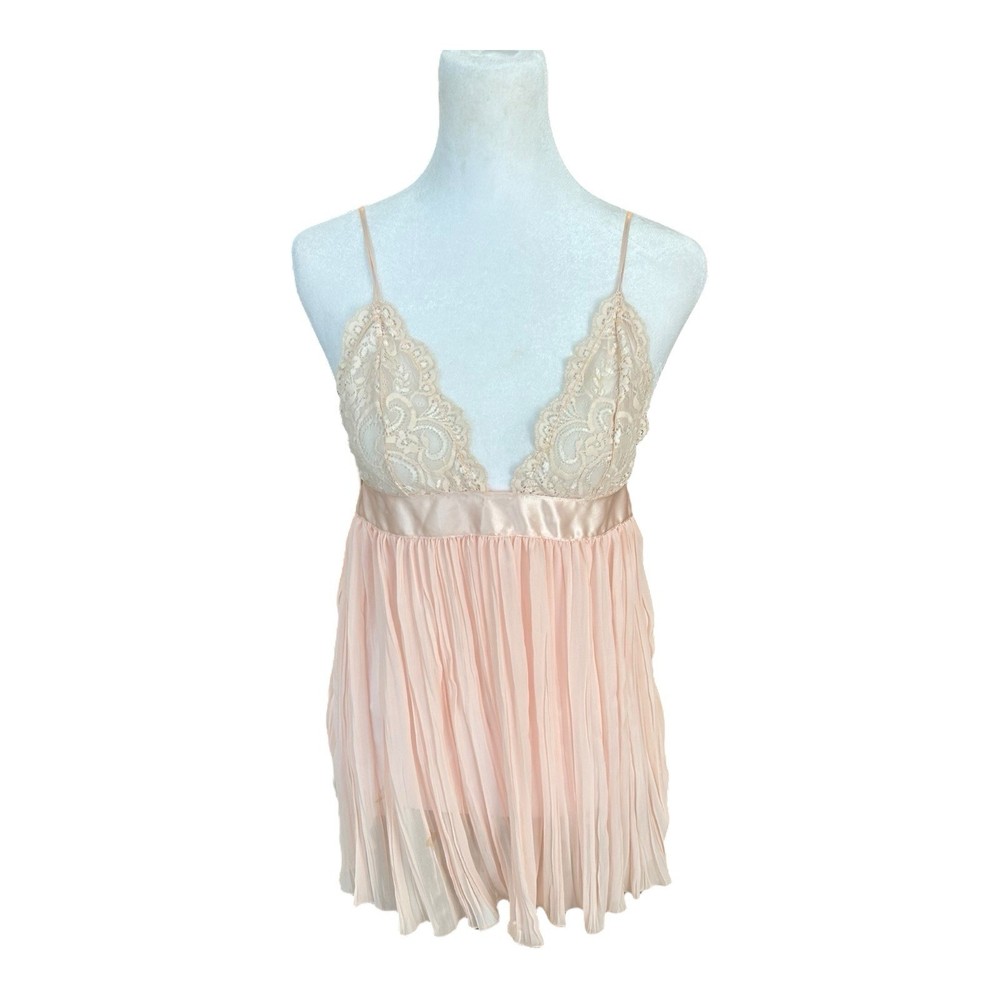 Victoria Secret Babydoll Small Lingere Lace Top Pleated Sheer Bottom Soft Peach