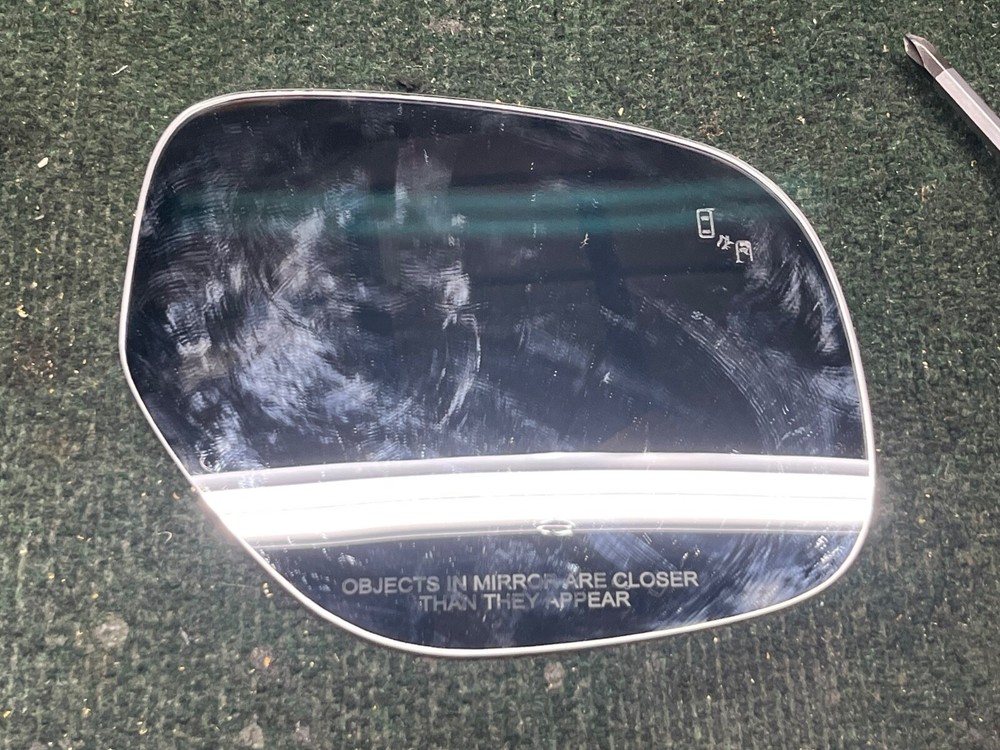 2018 Mitsubishi Outlander PHEV GT Right Hand Door Mirror replacement