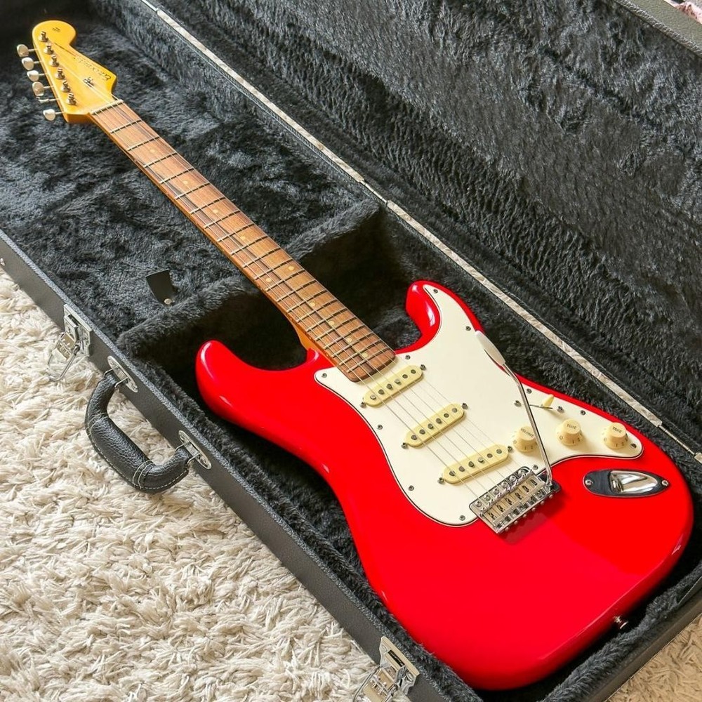 Edwards Stratocaster Guitar with Fender Custom Shop Pickups – Secure Shipping