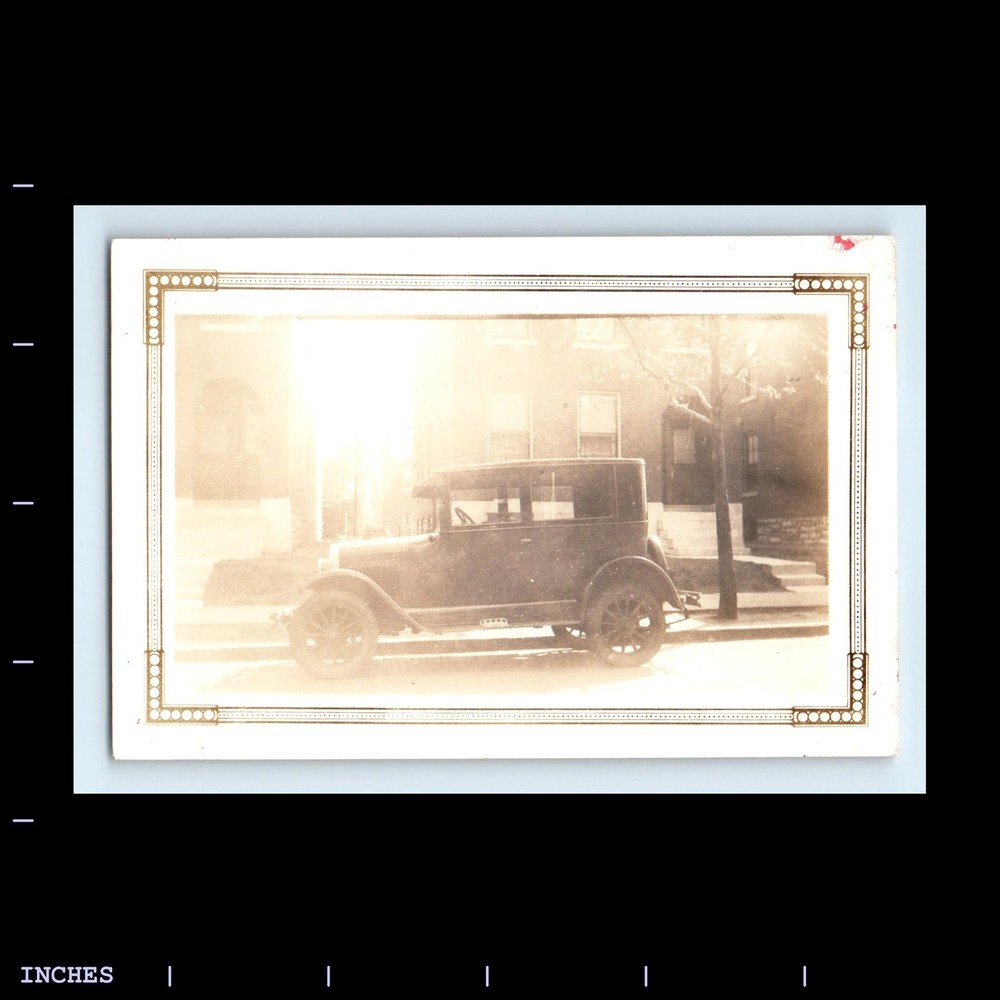 Old Vintage Photo STREET SCENE DECORATIVE BORDER CLASSIC CAR FORD MODEL T