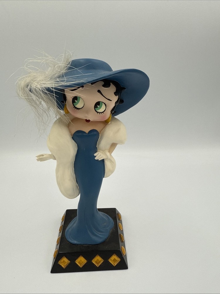 Vintage 1996 Betty Boop Collector Figurine Glamour Girl Danbury Mint Blue Dress