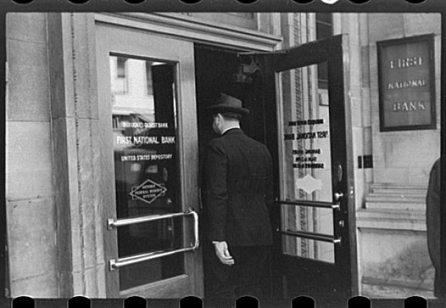 Photo:Bank, Dubuque, Iowa