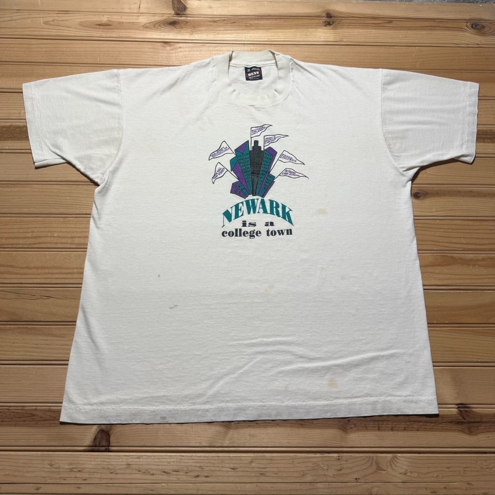 Vintage 90s Newark College Town New Jersey University Graphic T-Shirt USA XL