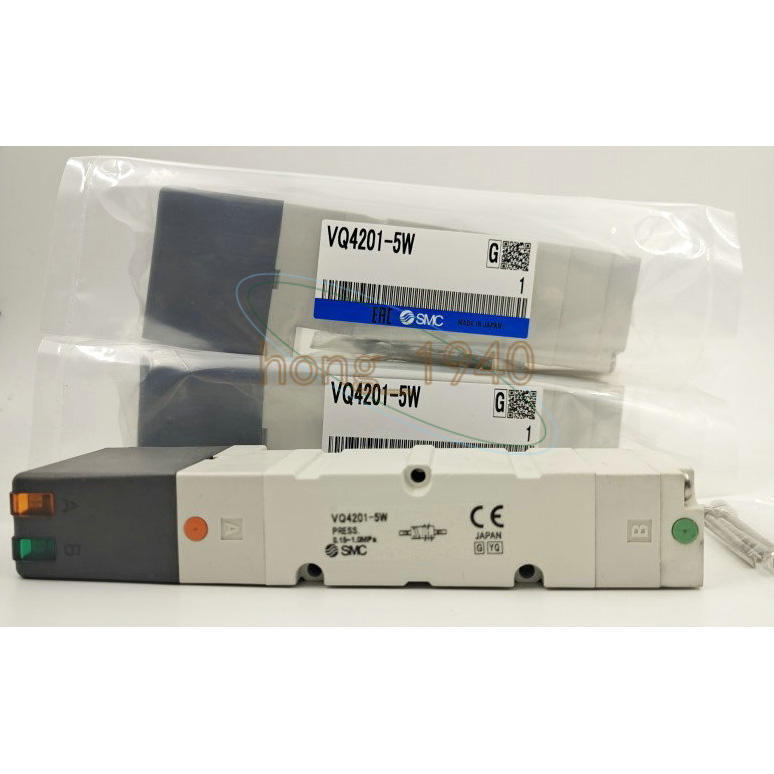 ONE SMC VQ4201-5W Solenoid Valve New