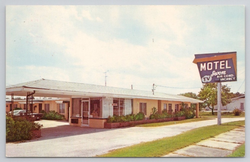 Avon Motel Avon Park Florida Postcard Vintage Chrome Dexter Press Mid-Century