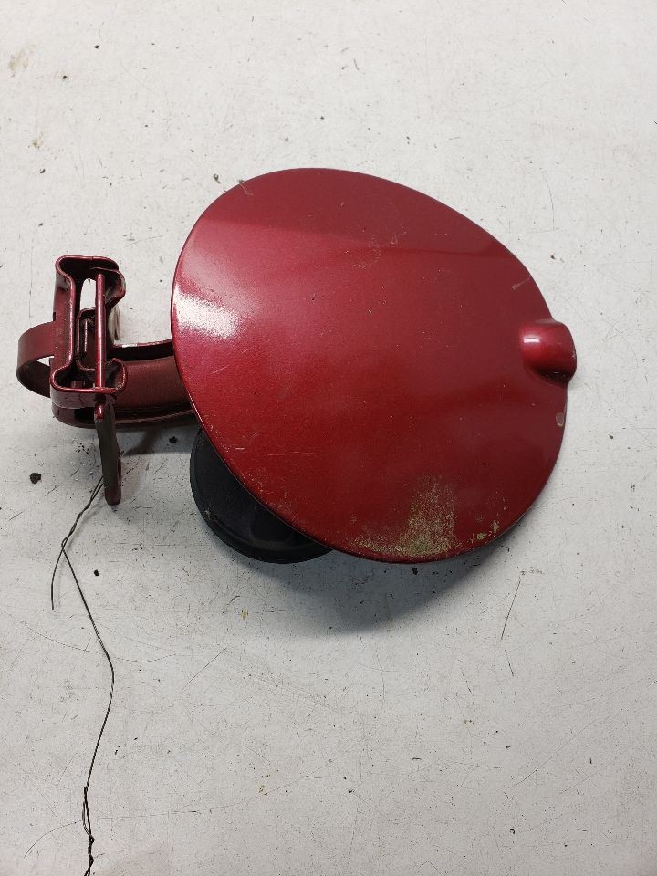 Fuel Filler Door Gas Lid Mustang 2005 Used OEM