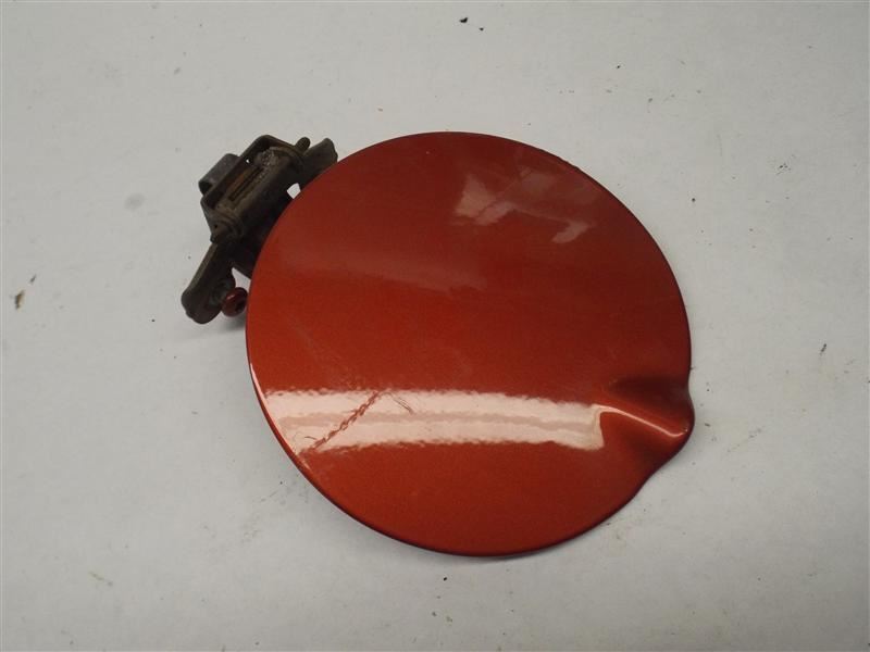 CALIBER   2010 Fuel Filler Door 215494
